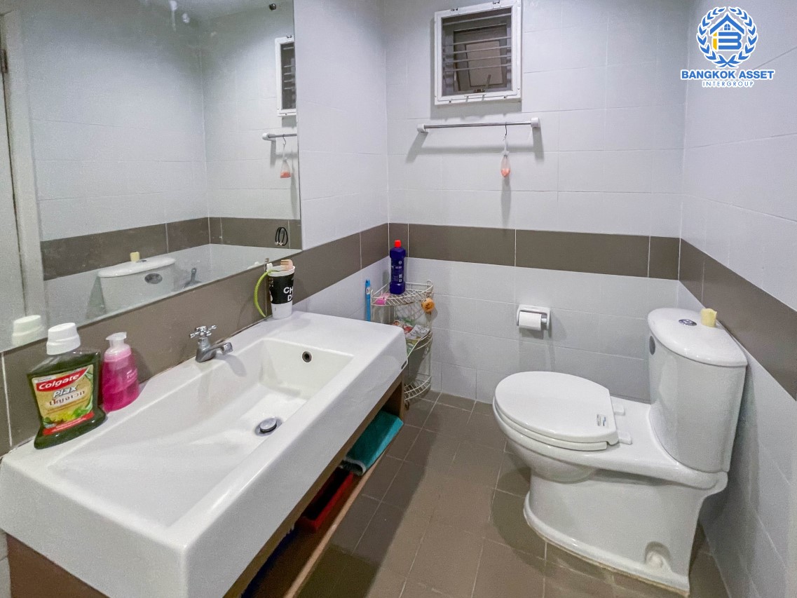 *****บ้านแฝดมือสอง ม.พฤกษาวิลเลจ28 ซีนเนอรี่ กาญจนาภิเษก เนื้อที่กว้าง 35.70 ตร.ว. ฟังก์ชัน 3 ห้องนอน 2 ห้องน้ำ 1 ที่จอดรถ บ้านสภาพใหม่ ได้พื้นที่กว้างให้ความรู้สึกเหมือนบ้านเดี่ยว บนทำเลดี เชื่อมต่อถนนกาญจนาภิเษก ใกล้รถไฟฟ้าสายสีม่วง "สถานีตลาดบางใหญ่" และจุดขึ้นทางด่วน "กาญจนาภิเษก" จองเลย!